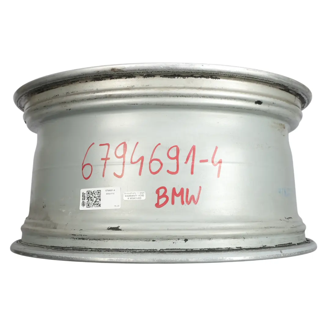 Felga Aluminiowa Tylna 19" 9J ET:33 V-Spoke 366 do BMW F10 F11 F12 o numerze 6794691 BMW F10 F11 F12 Felga Aluminiowa Tylna 19" 9J ET:33 V-Spoke 366 - SKU 6794691-4 - Numer Części 6794691