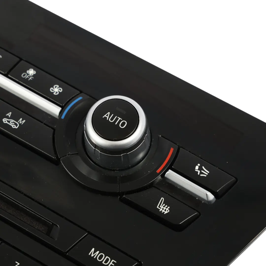 Bedienfeld Heizung A/C Klimaanlage Radio CD Spieler für BMW F15 F16 mit Teilenummer 6817852 BMW F15 F16 Bedienfeld Heizung A/C Klimaanlage Radio CD Spieler - SKU 6817852 - Teilenummer 6817852