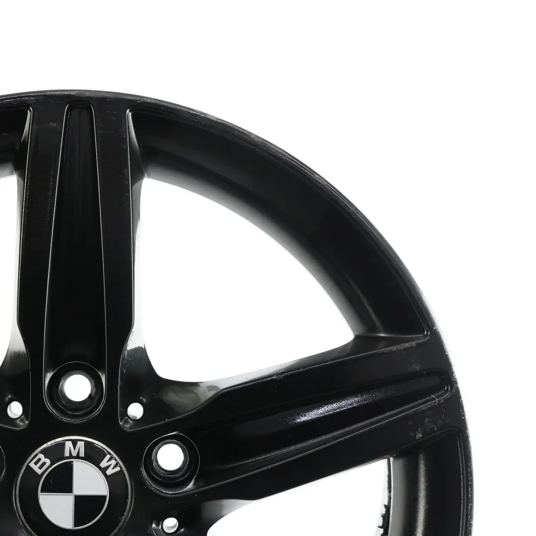 Cerchio Lega Grigio 17" Raggi Stellati 379 ET:43 7,5J per BMW F20 F21 F22 con numero di parte 6850151 BMW F20 F21 F22 Cerchio Lega Grigio 17" Raggi Stellati 379 ET:43 7,5J - SKU 6850151-18 - Numero di parte 6850151