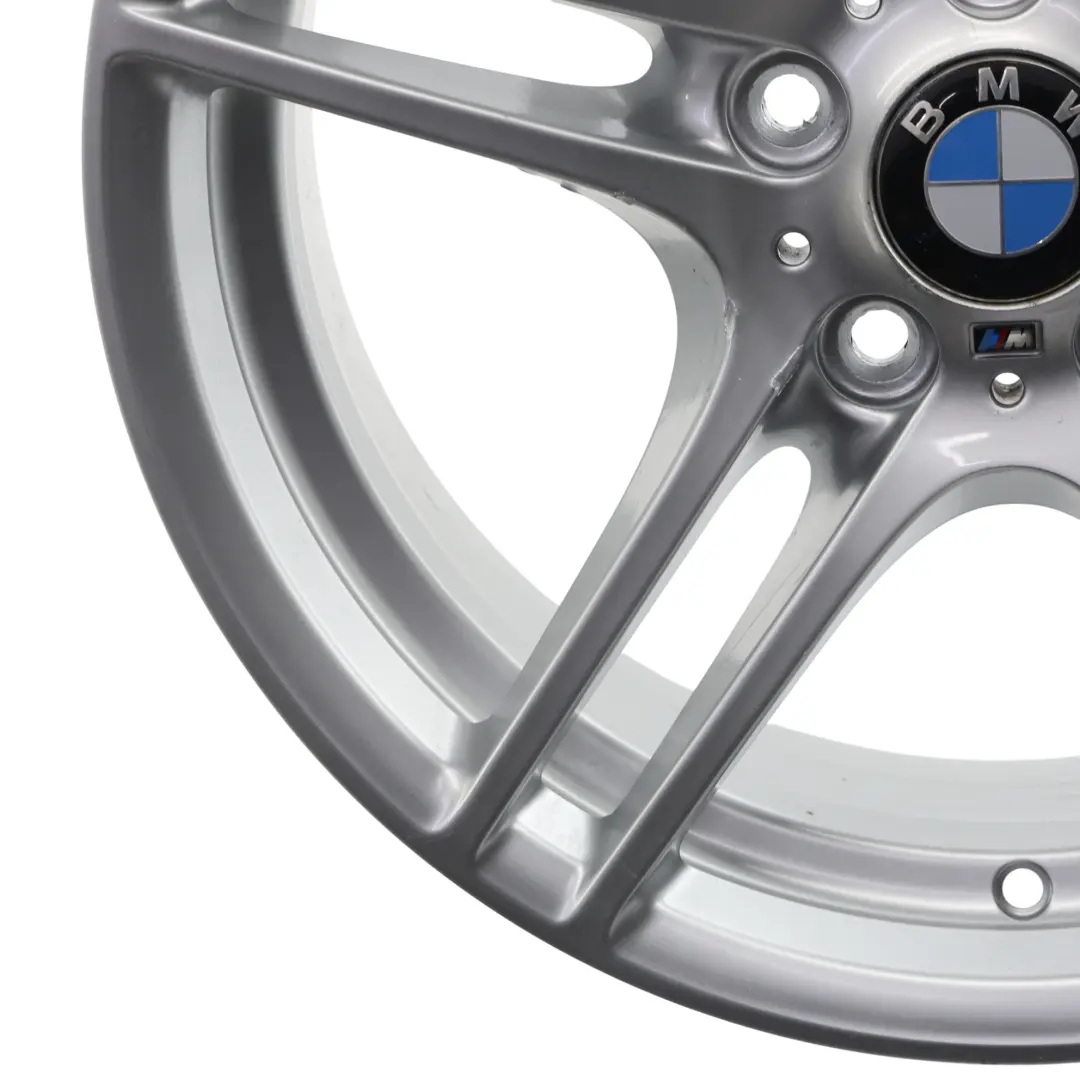 Llanta Aleación Delantera M Performance Doble Radio 18" 7,5J ET:49 para BMW E81 E87 con número de pieza 6856666 BMW E81 E87 Llanta Aleación Delantera M Performance Doble Radio 18" 7,5J ET:49 - SKU 6856666-1 - Número de pieza 6856666