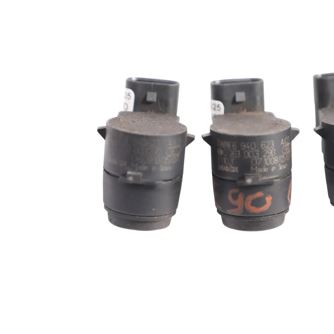 Kit 4 Capteurs Stationnement PDC Quartz Bleu - A18 pour BMW E81 E82 E84 E87 E90 E91 à propos du numéro de pièce 6940623 BMW E81 E82 E84 E87 E90 E91 Kit 4 Capteurs Stationnement PDC Quartz Bleu - A18 - SKU 6940623-QB1 - Numéro de pièce 6940623