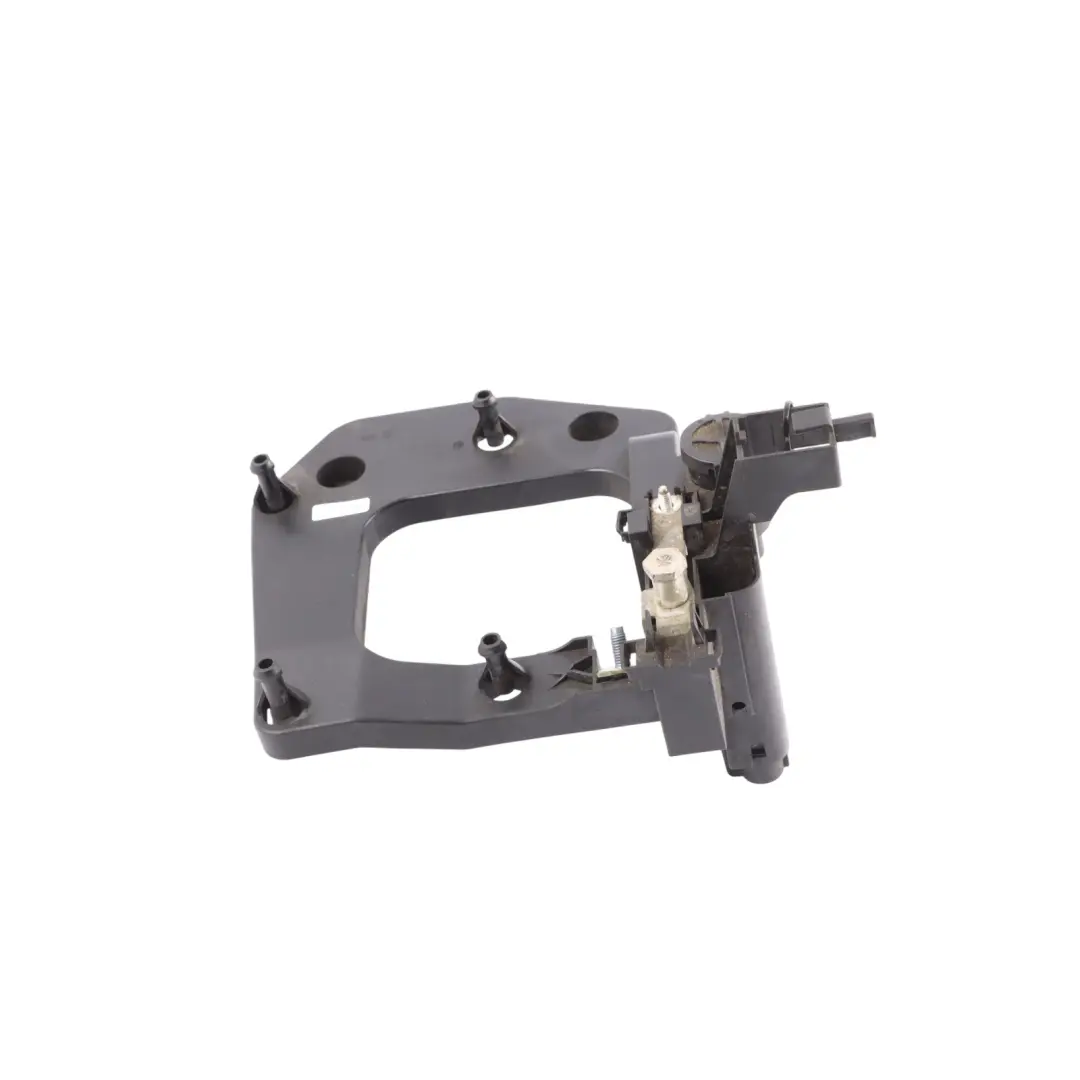 Zaczep Gniazda Bezpiecznika Akumulatora do Audi A1 8X o numerze 6C0915343A Audi A1 8X Zaczep Gniazda Bezpiecznika Akumulatora - SKU 6C0915343A-1 - Numer Części 6C0915343A