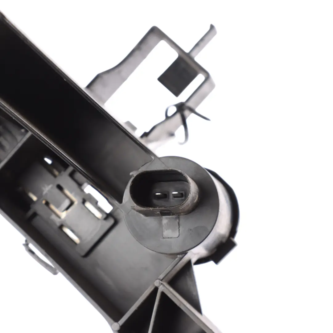 Support Fusible Borne De Batterie pour Audi A1 8X à propos du numéro de pièce 6C0915343A Audi A1 8X Support Fusible Borne De Batterie - SKU 6C0915343A-1 - Numéro de pièce 6C0915343A