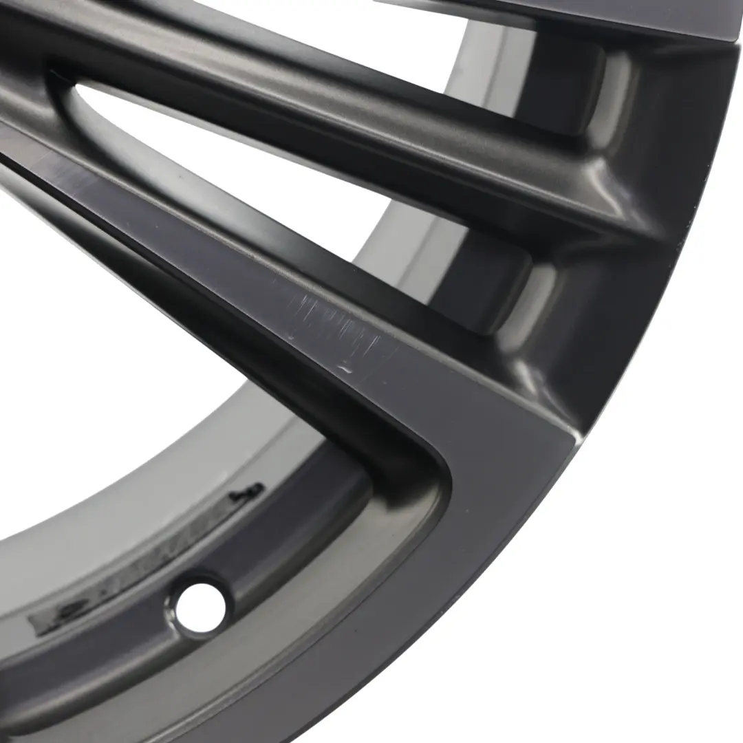 Leicht Metall Felge Diamant Grau 18" 7J ET:51 für Seat Ibiza FR V KJ1 mit Teilenummer 6F0601025T Seat Ibiza FR V KJ1 Leicht Metall Felge Diamant Grau 18" 7J ET:51 - SKU 6F0601025T-1 - Teilenummer 6F0601025T