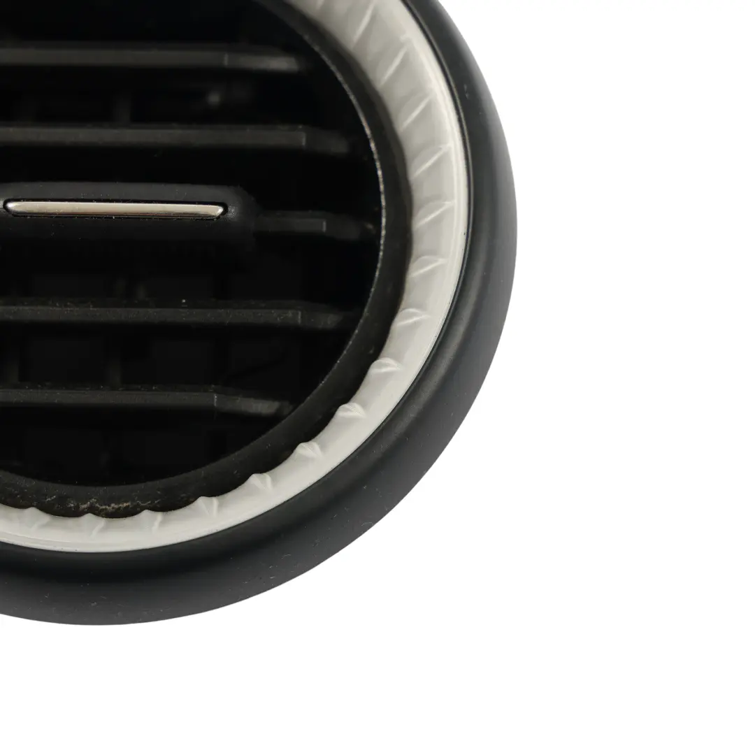 Armaturenbrett Lüftungsdüse Vorne Rechts für Seat Ibiza 5 mit Teilenummer 6F0819204N Seat Ibiza 5 Armaturenbrett Lüftungsdüse Vorne Rechts - SKU 6F0819204N-1 - Teilenummer 6F0819204N