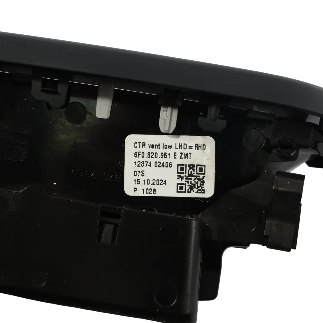 Frischluft Gitter Mittellüftungs Düse Armaturenbrett für Seat Ibiza FR V mit Teilenummer 6F0820951E Seat Ibiza FR V Frischluft Gitter Mittellüftungs Düse Armaturenbrett - SKU 6F0820951E-1 - Teilenummer 6F0820951E