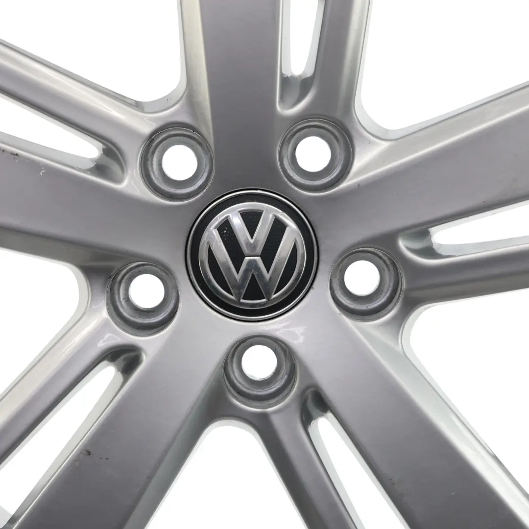 Volkswagen Polo 6C Srebrna Felga Aluminiowa 15" 6J ET:40 - SKU 6QS601025C-2 - Numer Części 6QS601025C