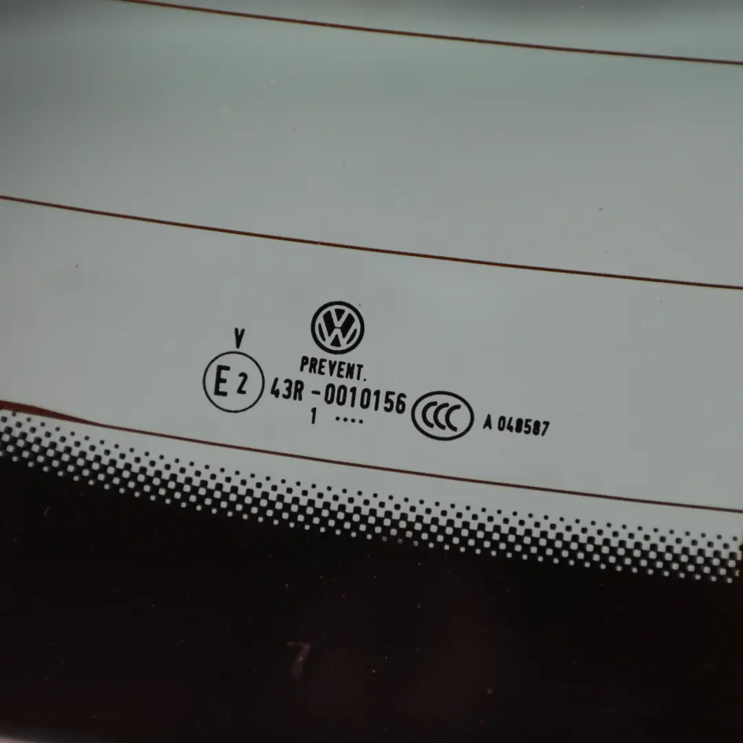 Mk5 Szyba Tylna Podgrzewana Przyciemniana do Volkswagen Polo o numerze 6R6845051S Volkswagen Polo Mk5 Szyba Tylna Podgrzewana Przyciemniana - SKU 6R6845051S - Numer Części 6R6845051S