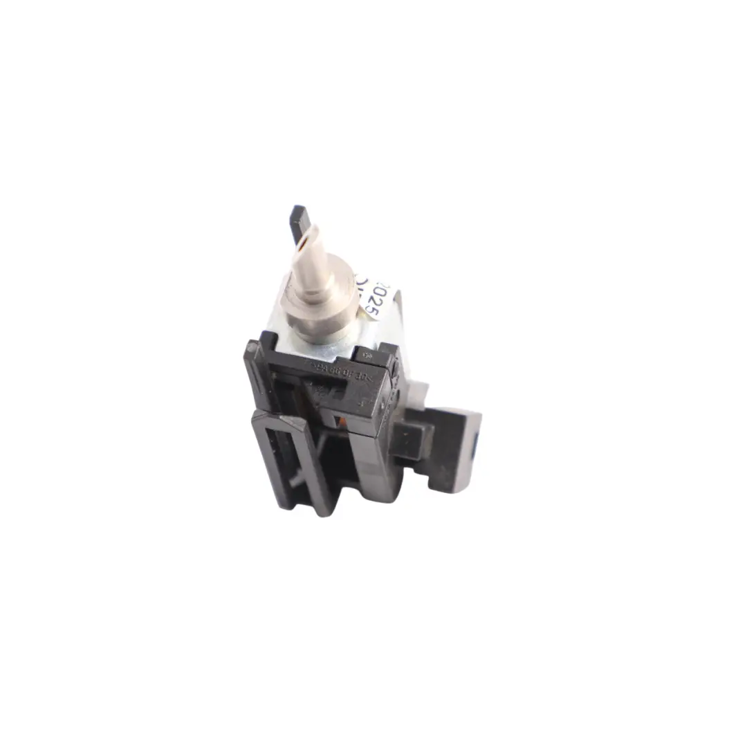 Ignition Barrel Steering Lock Switch to Audi A3 S3 8V VW Polo 6R with Part number 6RA953527 Audi A3 S3 8V VW Polo 6R Ignition Barrel Steering Lock Switch - SKU 6RA953527 - Part number 6RA953527