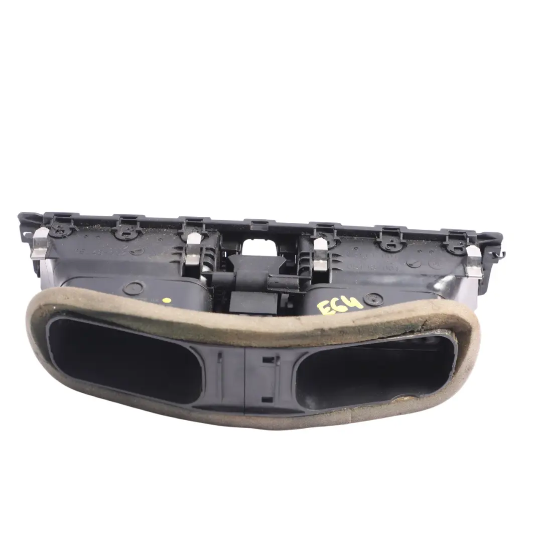 Frischluftgrill Mitte Schwarz 6422 für BMW 6 er E63 E64 mit Teilenummer 7009275 BMW 6 er E63 E64 Frischluftgrill Mitte Schwarz 6422 - SKU 7009275 - Teilenummer 7009275