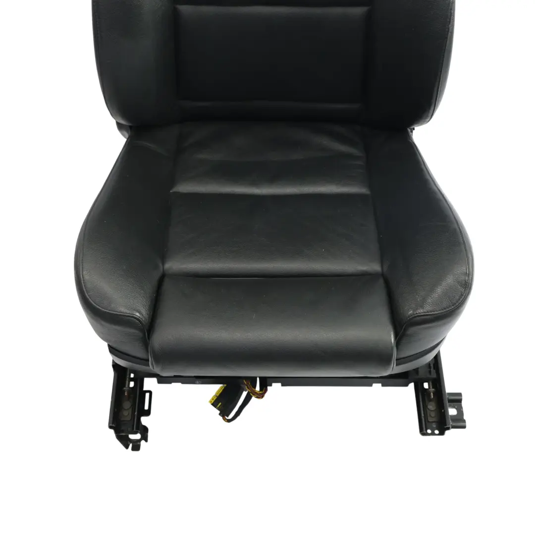 Siège Avant Sport Chaufant Électrique Cuir Gauche Conducteur pour BMW E60 E61 E65 E66 à propos du numéro de pièce 7065825 BMW E60 E61 E65 E66 Siège Avant Sport Chaufant Électrique Cuir Gauche Conducteur - SKU 7065825-1 - Numéro de pièce 7065825