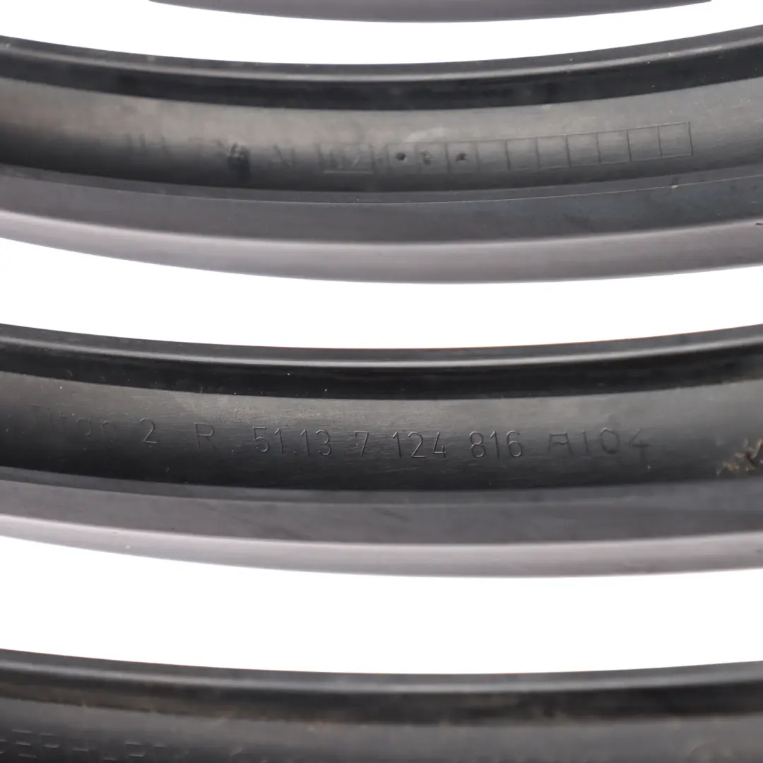 Bumper Centre Grille Bonnet Right O/S Titan II Silver to BMW X5 E53 with Part number 7124816 BMW X5 E53 Bumper Centre Grille Bonnet Right O/S Titan II Silver - SKU 7124816 - Part number 7124816