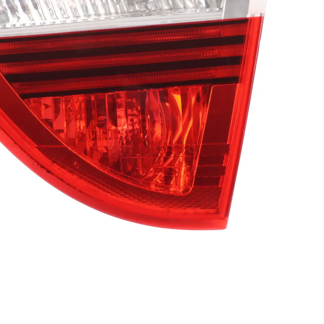 BMW E91 Fanale Posteriore Interno del Bagagliaio Portellone Destro - SKU 7160064 - Numero di parte 7160064