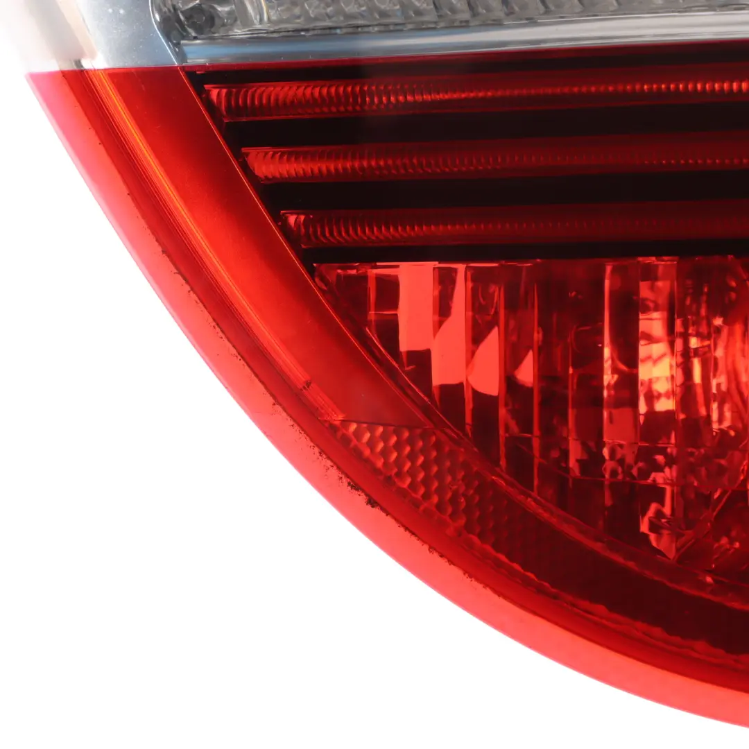 BMW E91 Fanale Posteriore Interno del Bagagliaio Portellone Destro - SKU 7160064 - Numero di parte 7160064