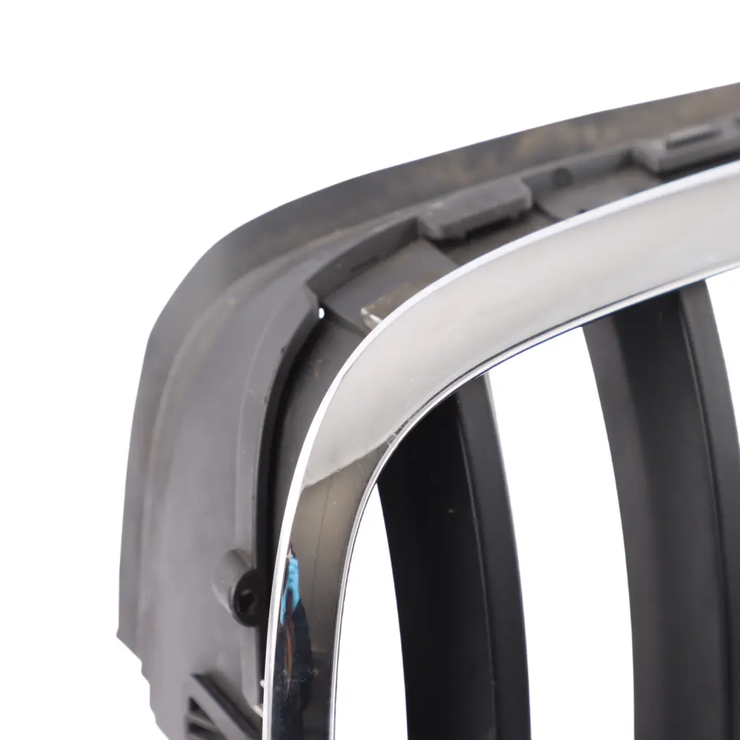 Grille BMW X6 E71 Pare-chocs avant Grille avant gauche Argenté Noir pour à propos du numéro de pièce 7171395 Grille BMW X6 E71 Pare-chocs avant Grille avant gauche Argenté Noir - SKU 7171395 - Numéro de pièce 7171395