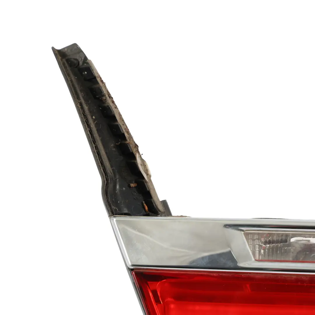 Luz Trasera En Tapa Maletero Portón Trasero Izquierda para BMW F01 F02 F04 con número de pieza 7182205 BMW F01 F02 F04 Luz Trasera En Tapa Maletero Portón Trasero Izquierda - SKU 7182205-2 - Número de pieza 7182205