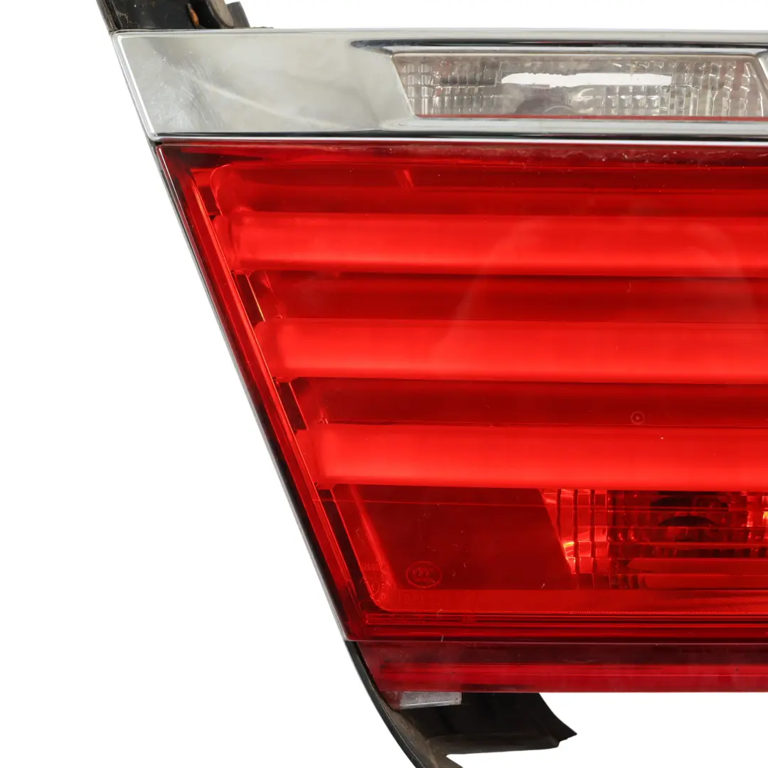 Luz Trasera En Tapa Maletero Portón Trasero Izquierda para BMW F01 F02 F04 con número de pieza 7182205 BMW F01 F02 F04 Luz Trasera En Tapa Maletero Portón Trasero Izquierda - SKU 7182205-2 - Número de pieza 7182205