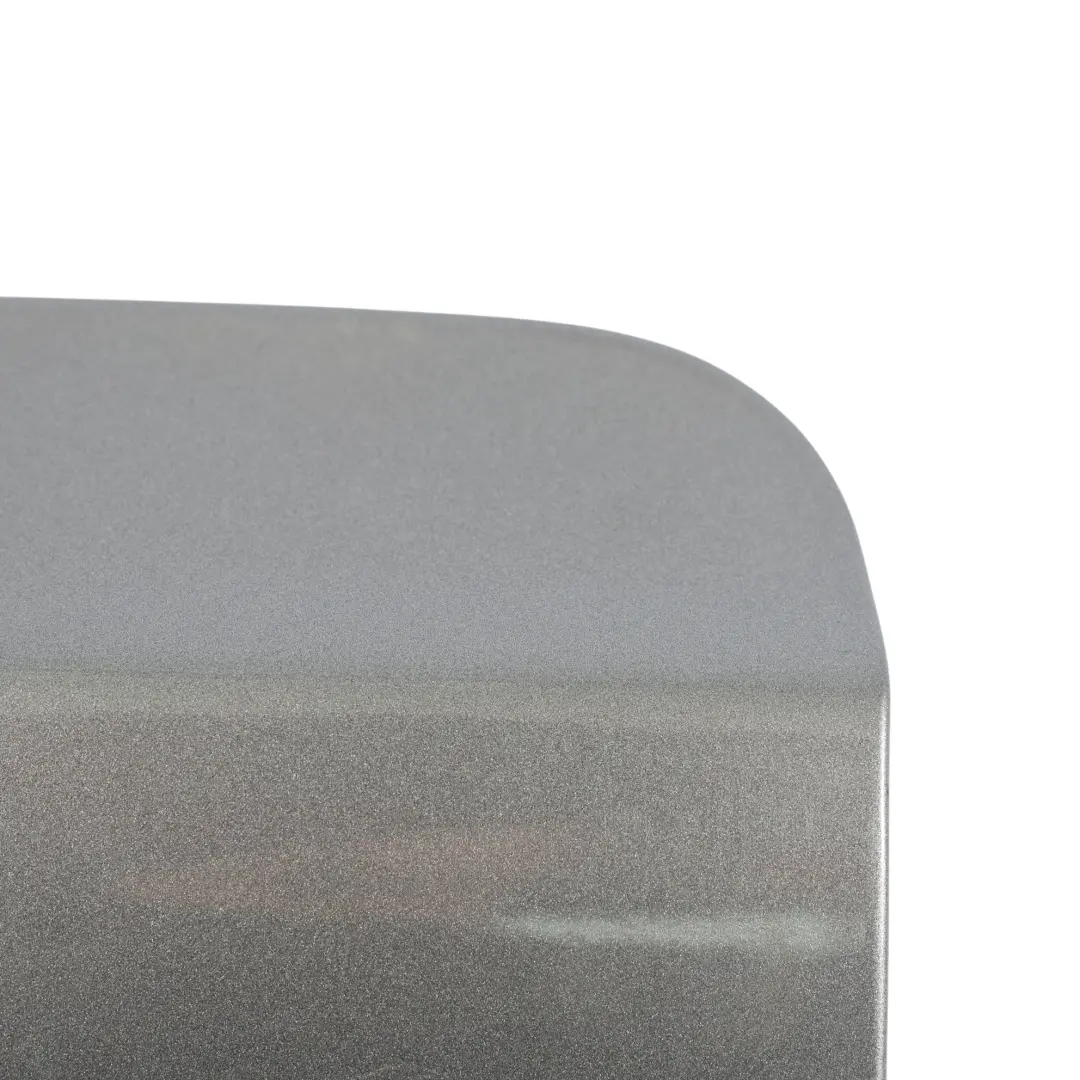 Sportello Carburante Tappo Sportello Mineralweiss Spacegrau - A52 per BMW F01 con numero di parte 7184076 BMW F01 Sportello Carburante Tappo Sportello Mineralweiss Spacegrau - A52 - SKU 7184076-SCG - Numero di parte 7184076