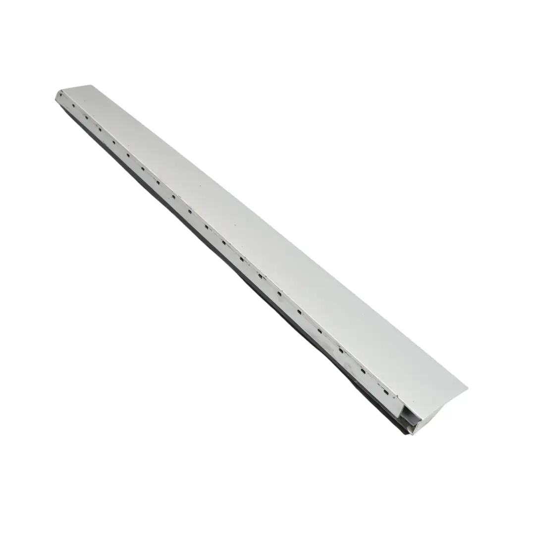 Banda De Puerta M Sport Delantera Izquierda Titansilber - 354 para BMW X3 F25 con número de pieza 8052081 BMW X3 F25 Banda De Puerta M Sport Delantera Izquierda Titansilber - 354 - SKU 8052081-TS - Número de pieza 8052081