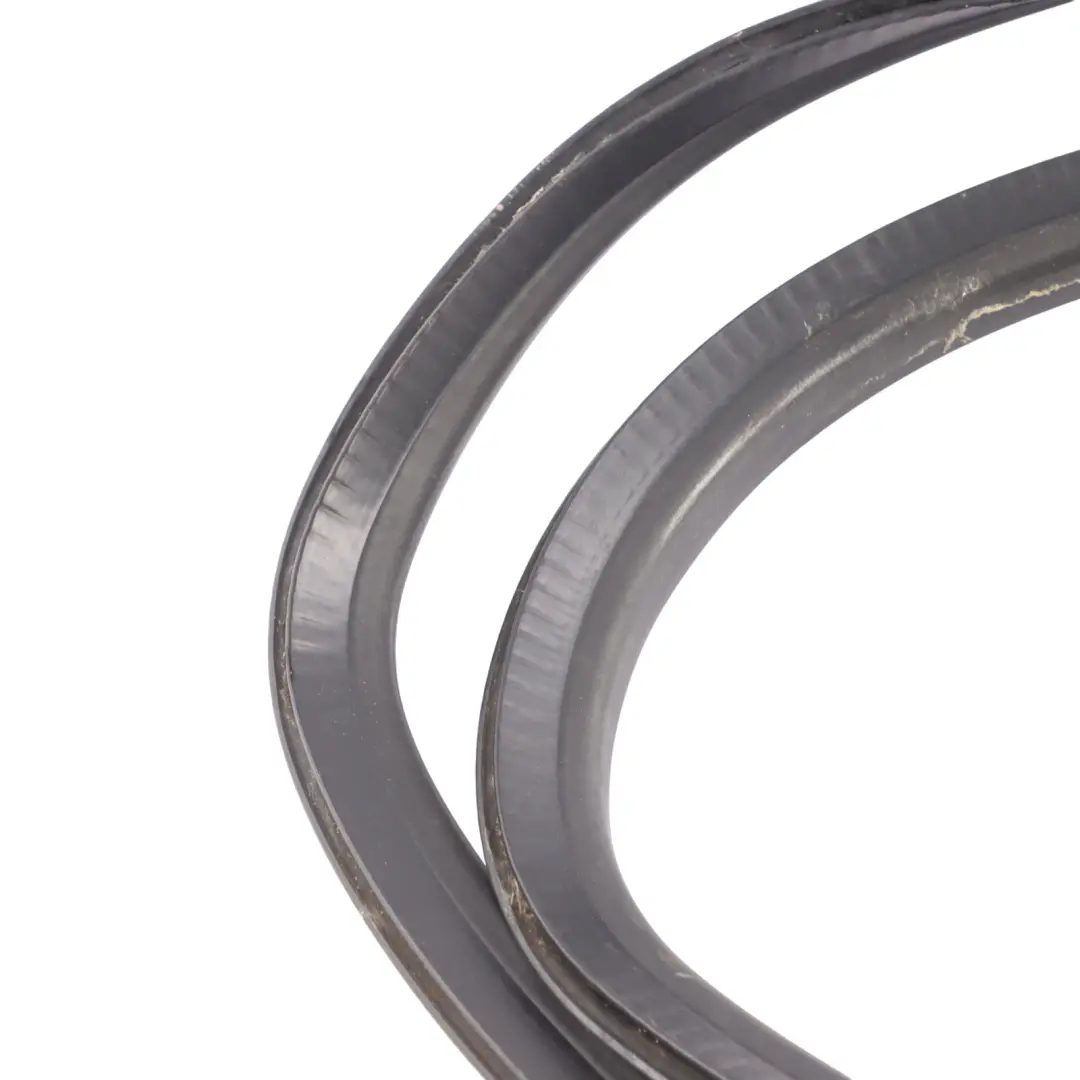 Folding Top Seal Compartment Flap Rubber Gasket Sealing to BMW F12 with Part number 7227802 BMW F12 Folding Top Seal Compartment Flap Rubber Gasket Sealing - SKU 7227802 - Part number 7227802