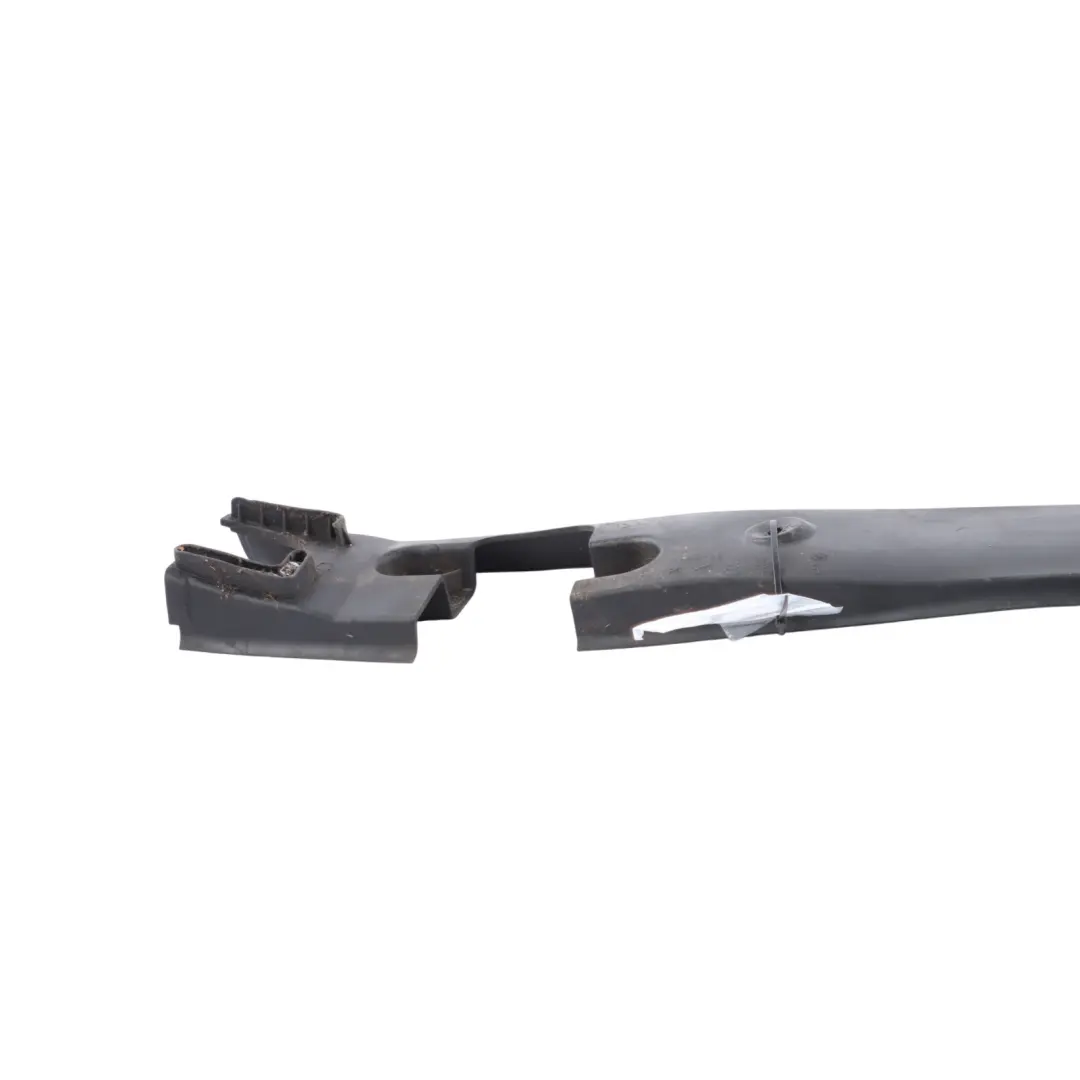 Tira Central Canalón Tapa Maletero Deflector Agua 7228198 para BMW F12 con número de pieza 7228196 BMW F12 Tira Central Canalón Tapa Maletero Deflector Agua 7228198 - SKU 7228196 - Número de pieza 7228196