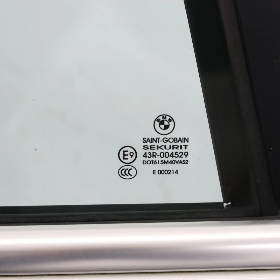 Porta Posteriore Destra Titansilber Silver Metallic - 354 per BMW X3 F25 con numero di parte 7238696 BMW X3 F25 Porta Posteriore Destra Titansilber Silver Metallic - 354 - SKU 7238696-TS1 - Numero di parte 7238696