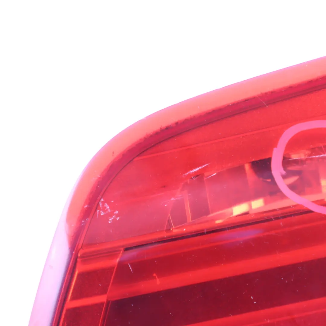 BMW E92 LCI Lampa Klapy Bagażnika Prawy Tył - SKU 7252780-1 - Numer Części 7252780
