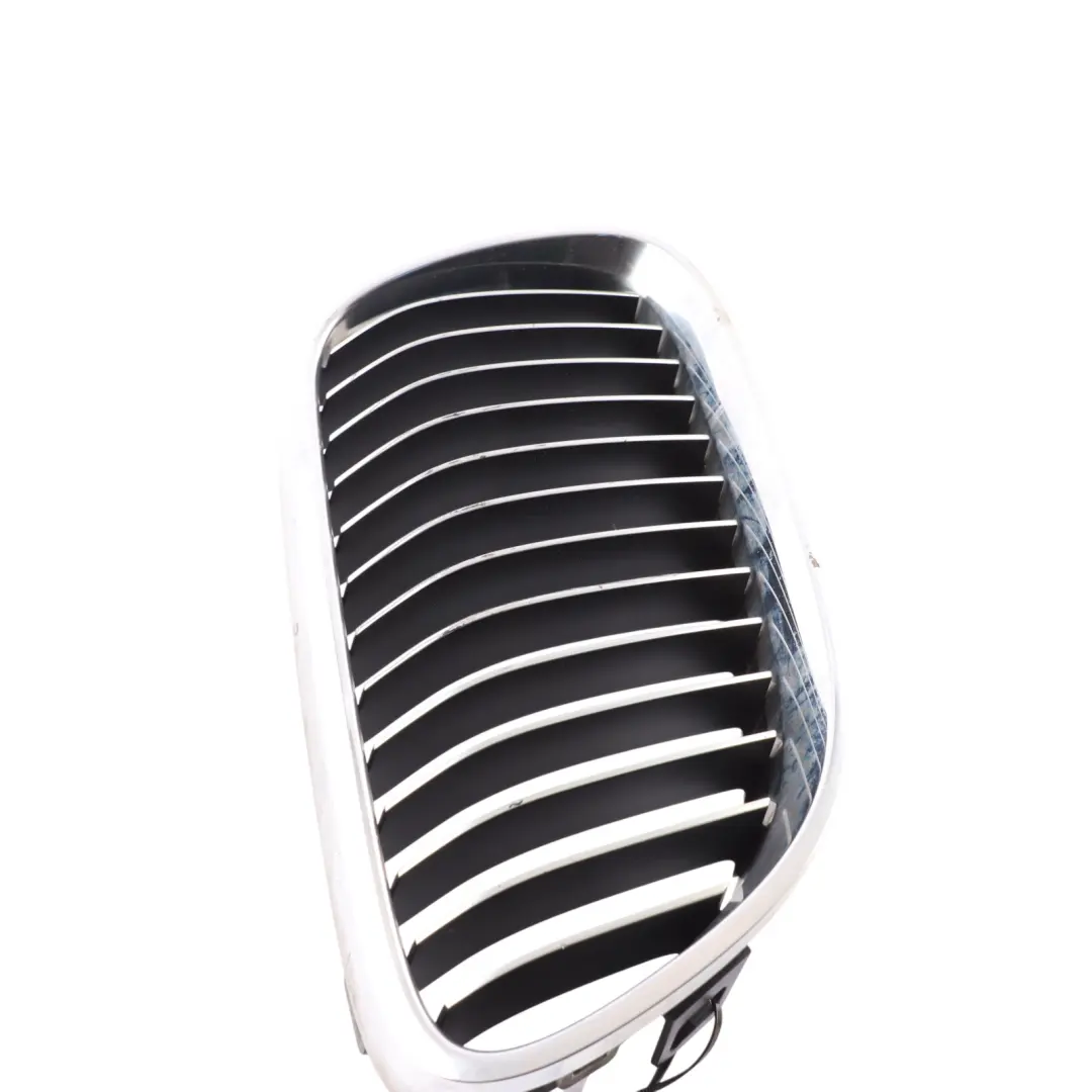 BMW E92 E93 LCI Osłona Grilla Przednia Prawa Chromowana Ramka - SKU 7254968 - Numer Części 7254968