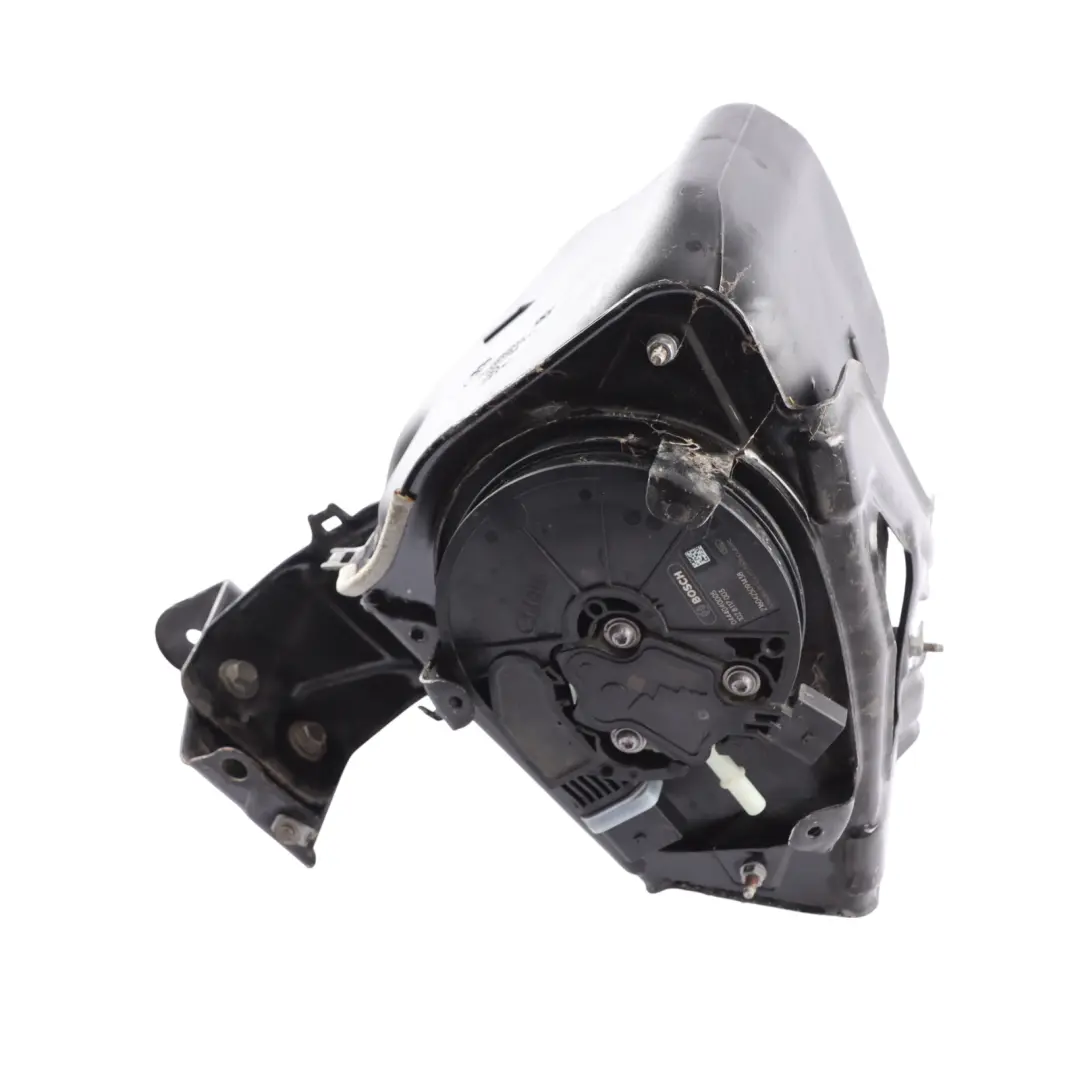 AdBlue Additiv Aktiv Tank Vorratsbehälter für BMW X5 F15 Diesel SCR mit Teilenummer 7295653 BMW X5 F15 Diesel SCR AdBlue Additiv Aktiv Tank Vorratsbehälter - SKU 7295653 - Teilenummer 7295653