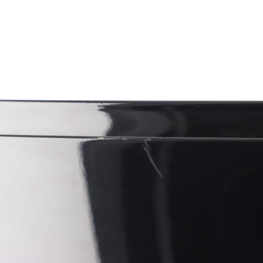 Rivestimento Montante B Posteriore Sinistro Lucido per BMW X6 F16 con numero di parte 7317799 BMW X6 F16 Rivestimento Montante B Posteriore Sinistro Lucido - SKU 7317799 - Numero di parte 7317799