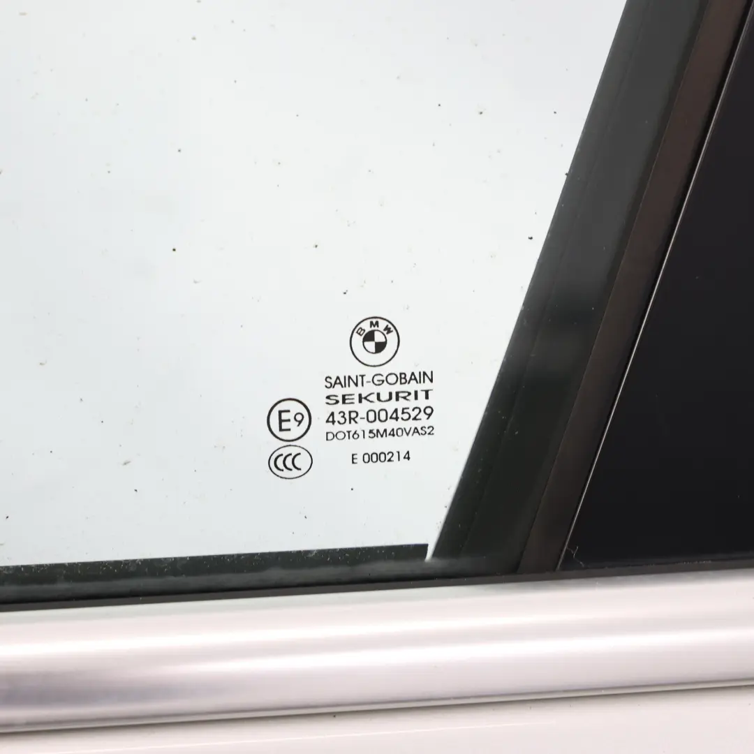 Porta Anteriore Sinistra Titansilber Titan Silver Metallic - 354 per BMW X3 F25 con numero di parte 7355803 BMW X3 F25 Porta Anteriore Sinistra Titansilber Titan Silver Metallic - 354 - SKU 7355803-TS1 - Numero di parte 7355803