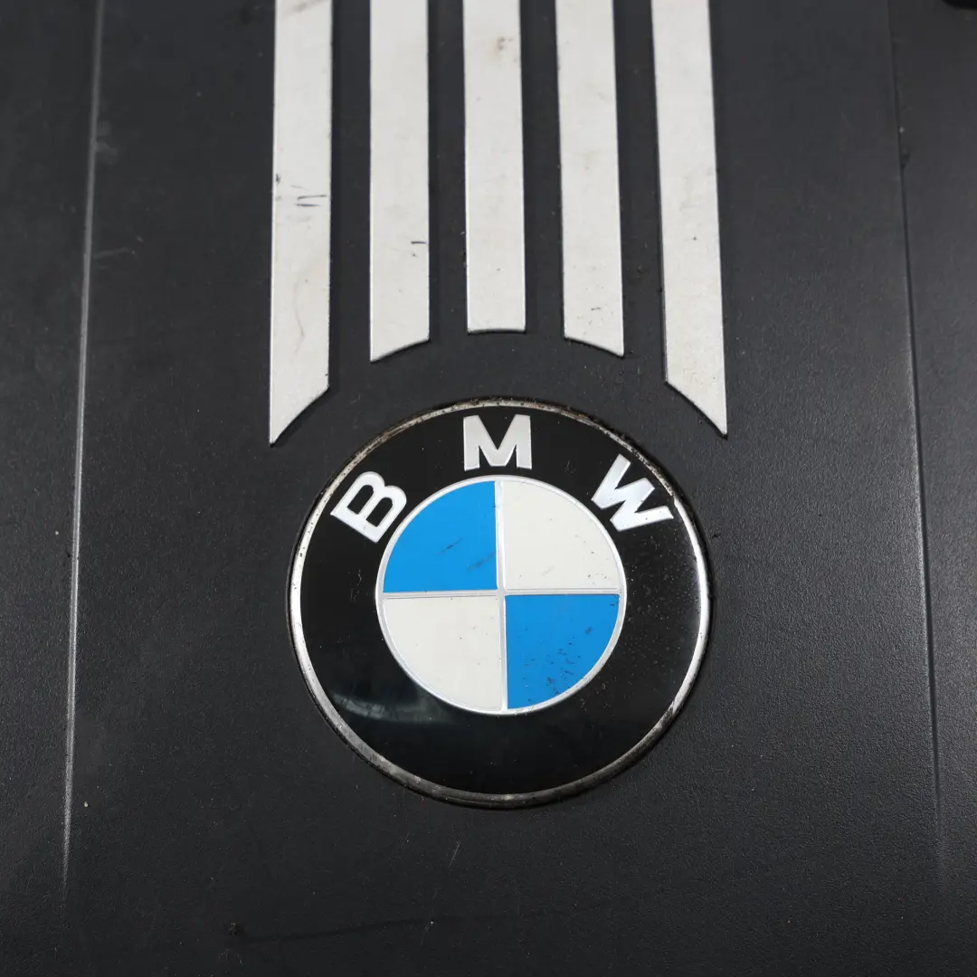 Coperchio motore BMW E60 E61 LCI E82 E90 E91 N54 Pannello acustico 7543304 per con numero di parte 7575036 Coperchio motore BMW E60 E61 LCI E82 E90 E91 N54 Pannello acustico 7543304 - SKU 7575036 - Numero di parte 7575036