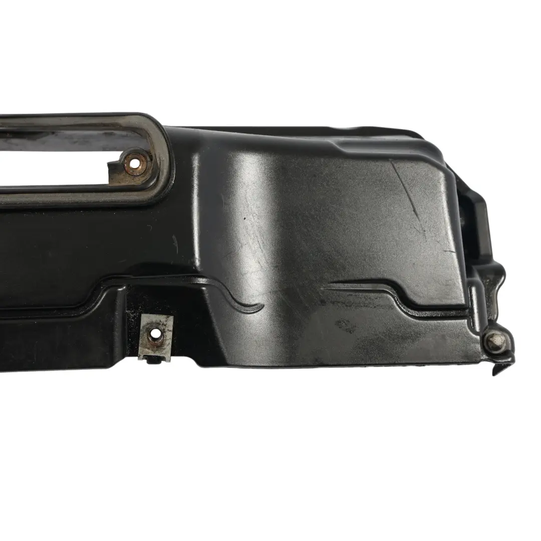 M57N M57N2 Filtre à Air Box Intake Silencer Cover pour BMW E60 E65 E90 à propos du numéro de pièce 7793203 BMW E60 E65 E90 M57N M57N2 Filtre à Air Box Intake Silencer Cover - SKU 7793203-2 - Numéro de pièce 7793203