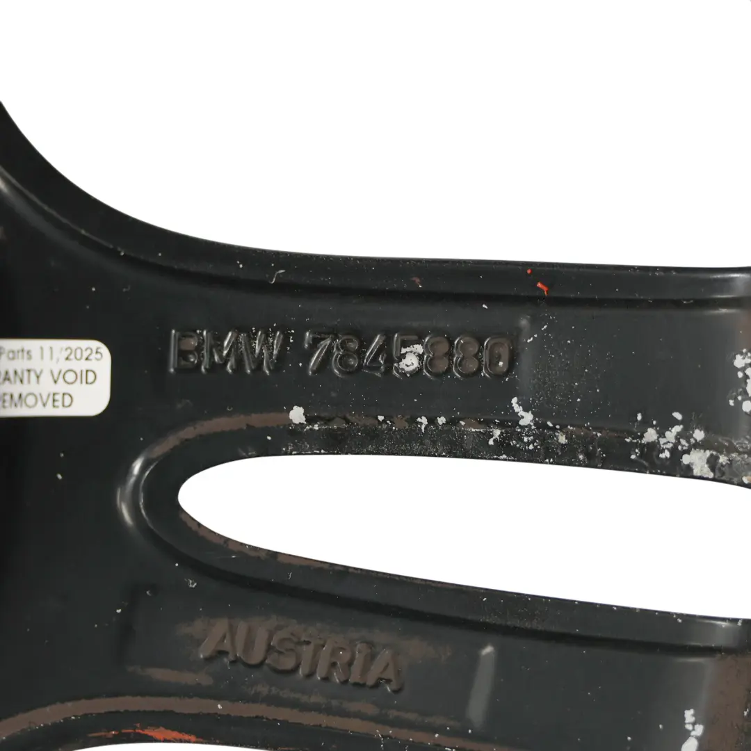 Felga Aluminiowa 18" 8J do BMW F30 F31 o numerze 7845880 BMW F30 F31 Felga Aluminiowa 18" 8J - SKU 7845880-5 - Numer Części 7845880