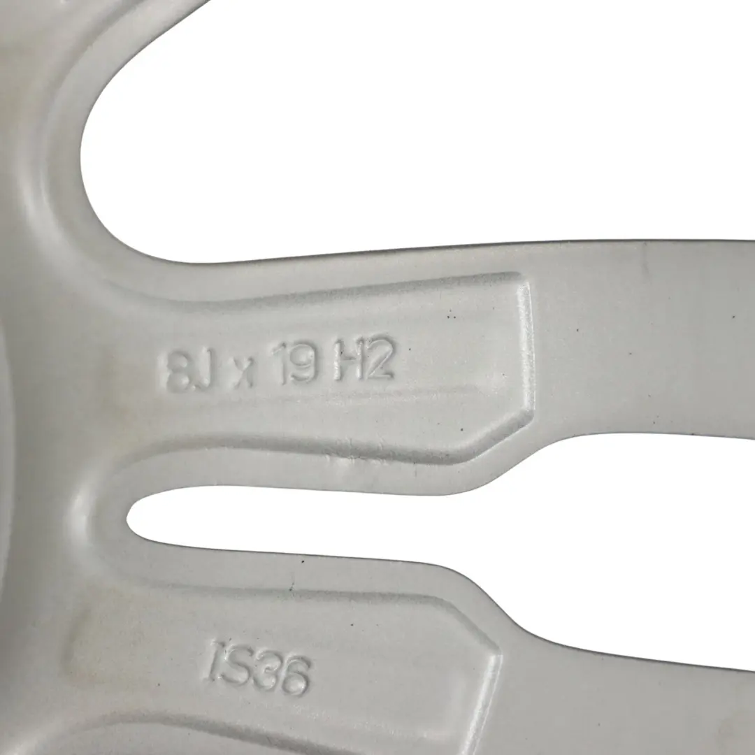 Cerchio Anteriore lega 19" 8J ET:36 M Star Spoke 403 per BMW F30 F31 F32 con numero di parte 7845882 BMW F30 F31 F32 Cerchio Anteriore lega 19" 8J ET:36 M Star Spoke 403 - SKU 7845882-10 - Numero di parte 7845882