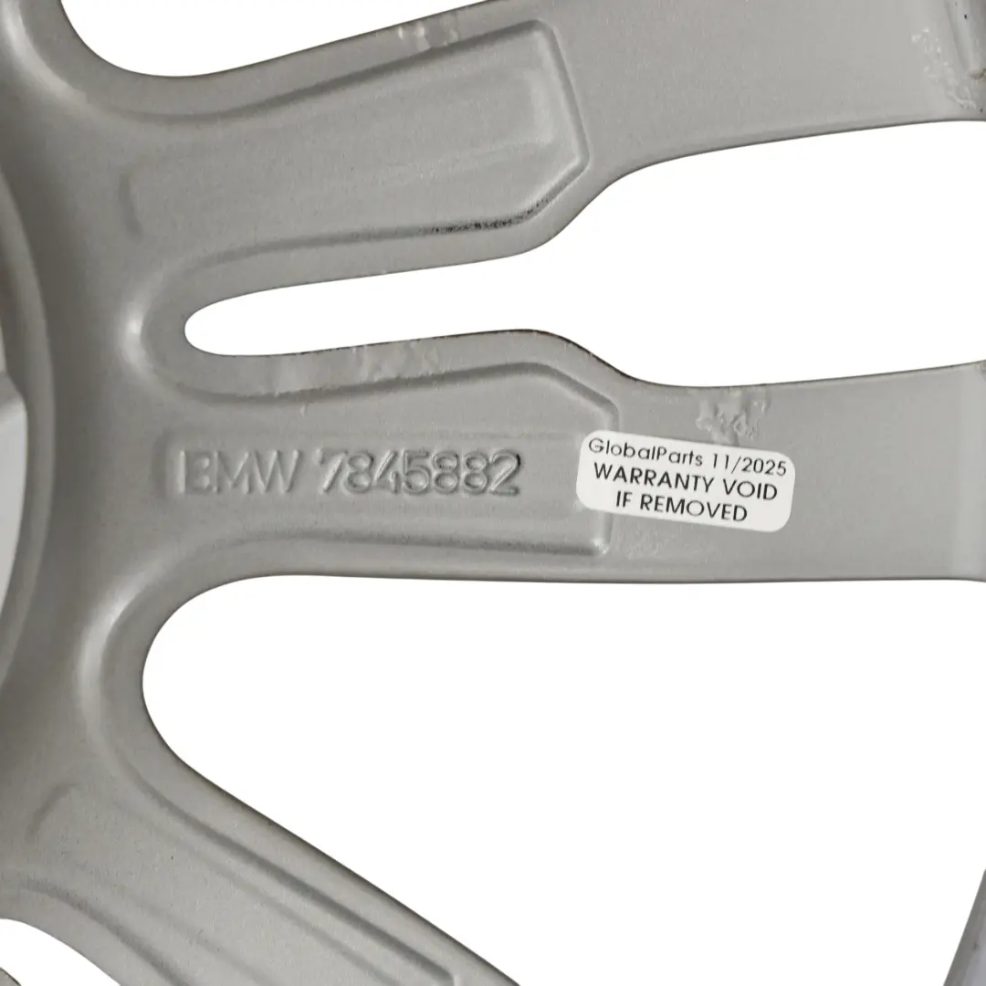 Leichtmetallfelge Vorne 19" 8J ET:36 M Sternspeiche 403 für BMW F30 F31 F32 mit Teilenummer 7845882 BMW F30 F31 F32 Leichtmetallfelge Vorne 19" 8J ET:36 M Sternspeiche 403 - SKU 7845882-11 - Teilenummer 7845882