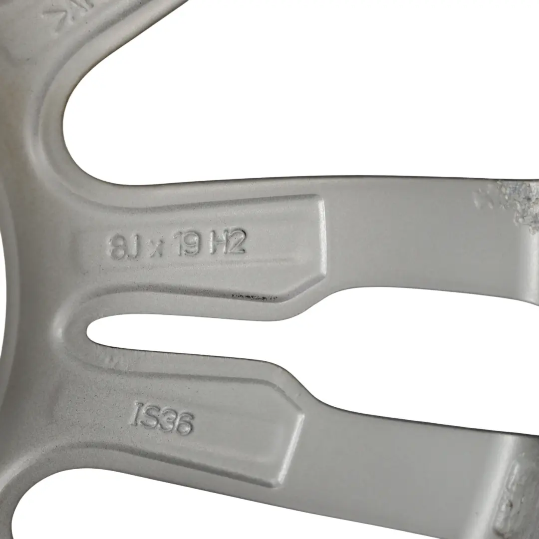 Leichtmetallfelge Vorne 19" 8J ET:36 M Sternspeiche 403 für BMW F30 F31 F32 mit Teilenummer 7845882 BMW F30 F31 F32 Leichtmetallfelge Vorne 19" 8J ET:36 M Sternspeiche 403 - SKU 7845882-11 - Teilenummer 7845882
