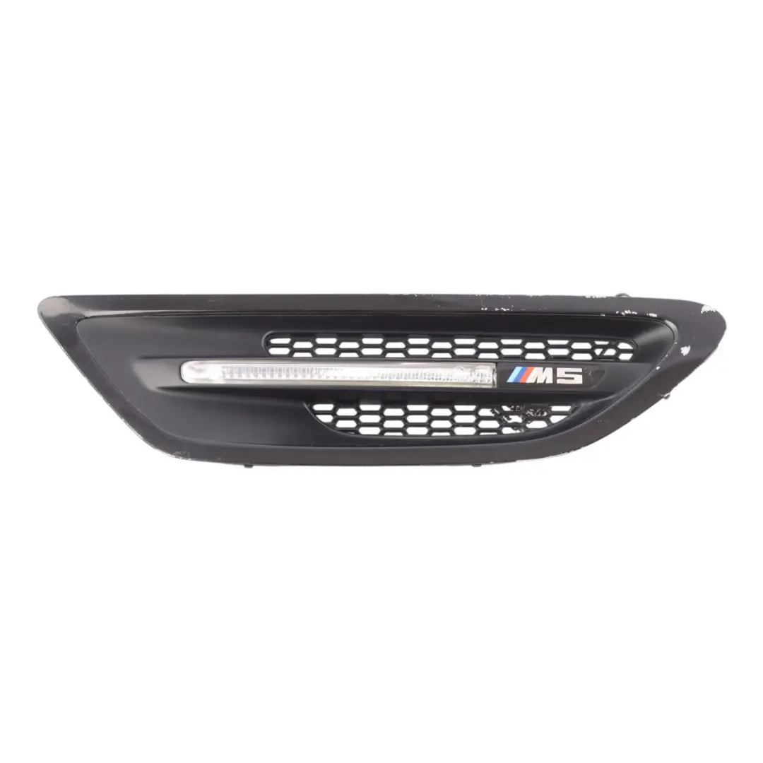 Grille Side Panel Fender Indicator Vent Front Right O/S Black to BMW F10 M5 with Part number 7903880 BMW F10 M5 Grille Side Panel Fender Indicator Vent Front Right O/S Black - SKU 7903880 - Part number 7903880