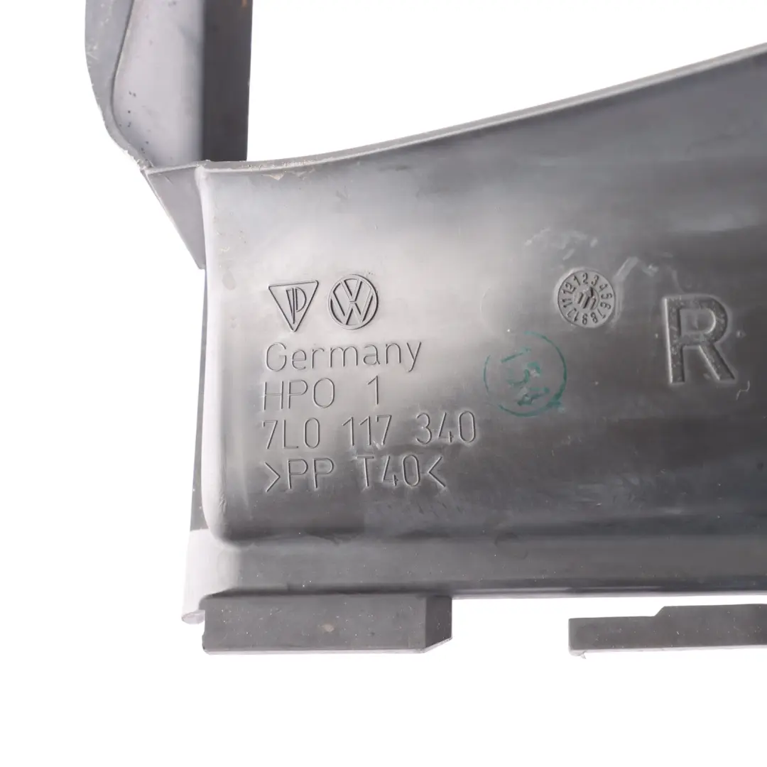 7P Kierownica Powietrza Intercoolera Prawy do Volkswagen Touareg o numerze 7L0117340 Volkswagen Touareg 7P Kierownica Powietrza Intercoolera Prawy - SKU 7L0117340 - Numer Części 7L0117340