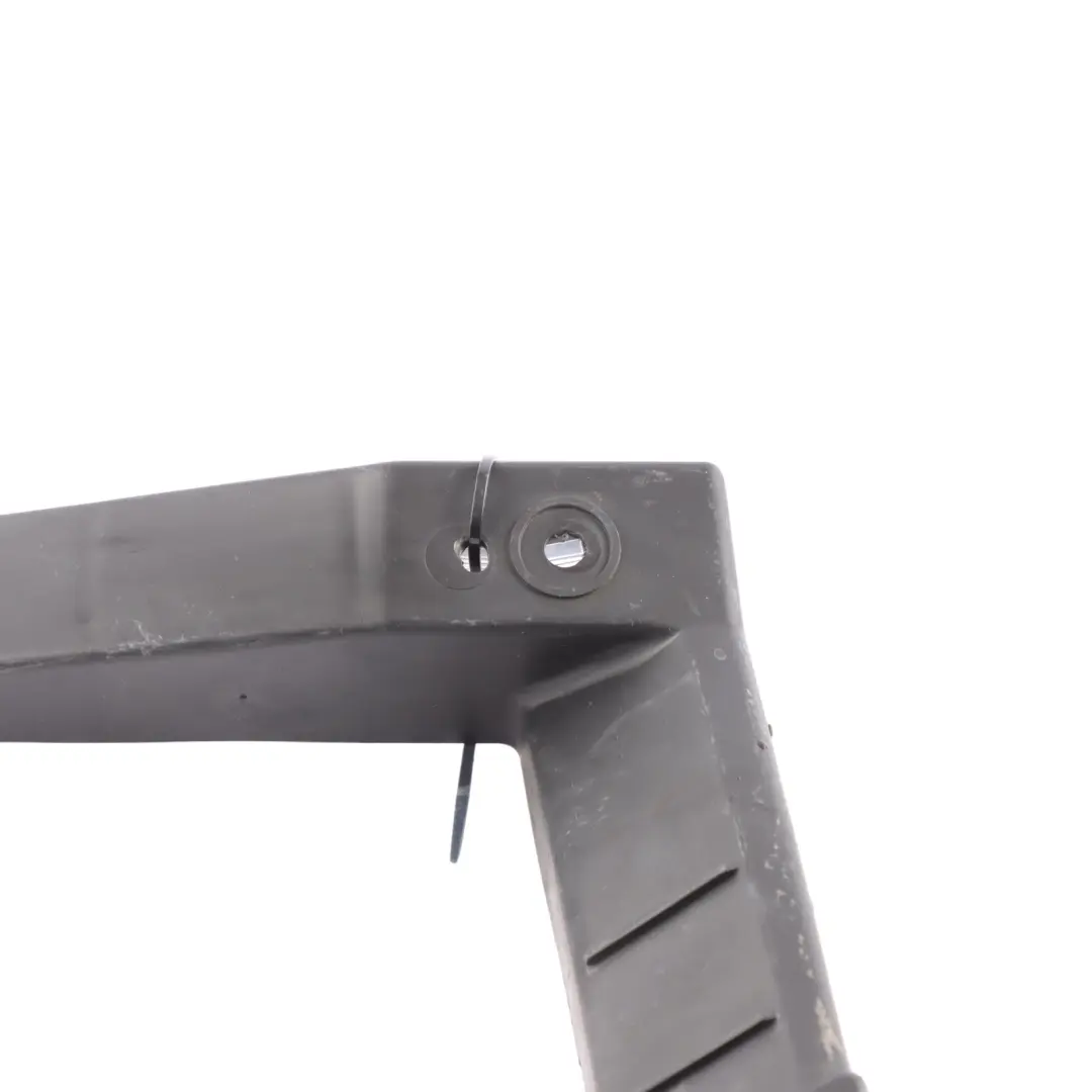 Volkswagen Touareg 7L Support Fixation Pare-Chocs Arrière Gauche - SKU 7L6807861 - Numéro de pièce 7L6807861