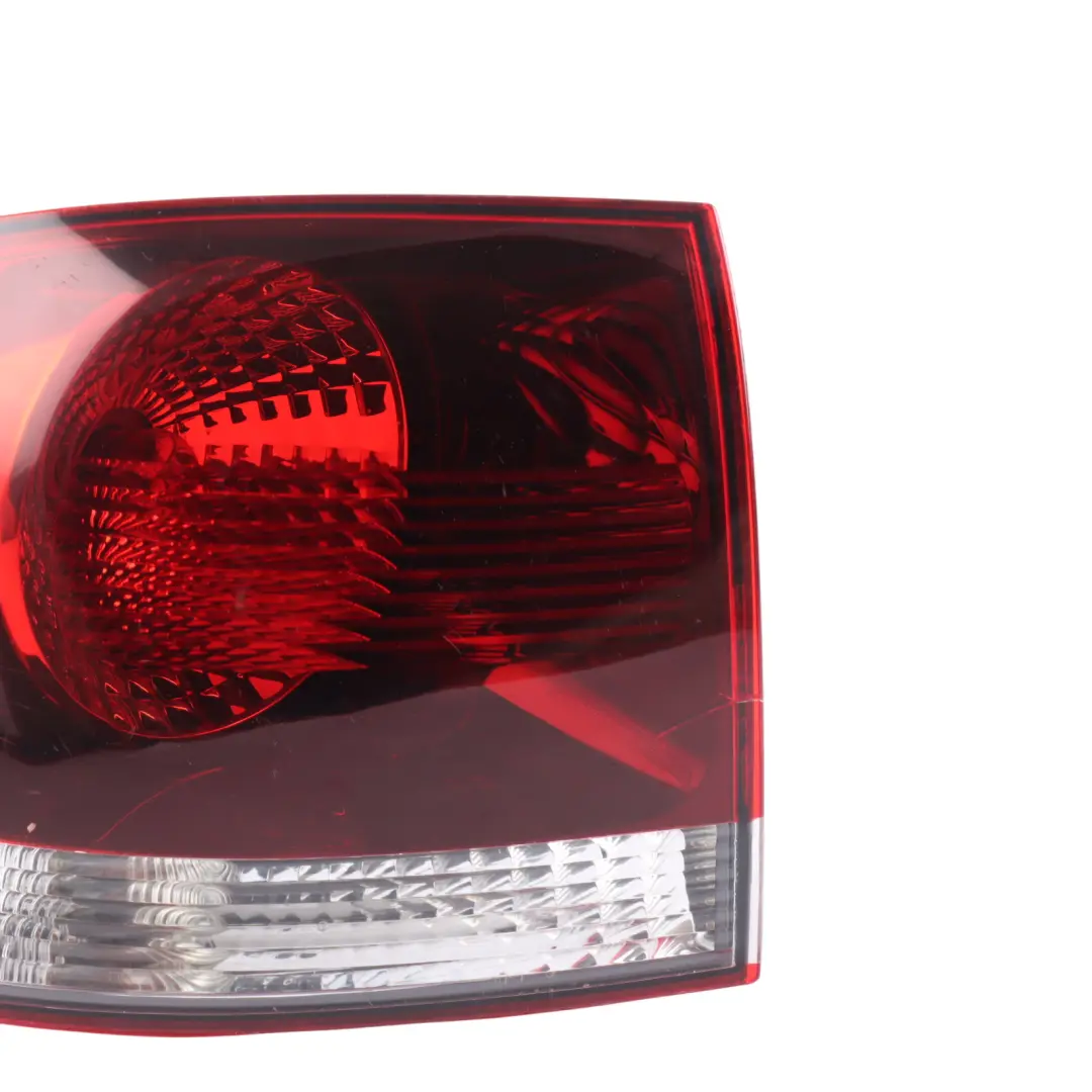 7L Tail Light Rear Lamp Outer Left N/S to VW Volkswagen Touareg with Part number 7L6945095R VW Volkswagen Touareg 7L Tail Light Rear Lamp Outer Left N/S - SKU 7L6945095R - Part number 7L6945095R