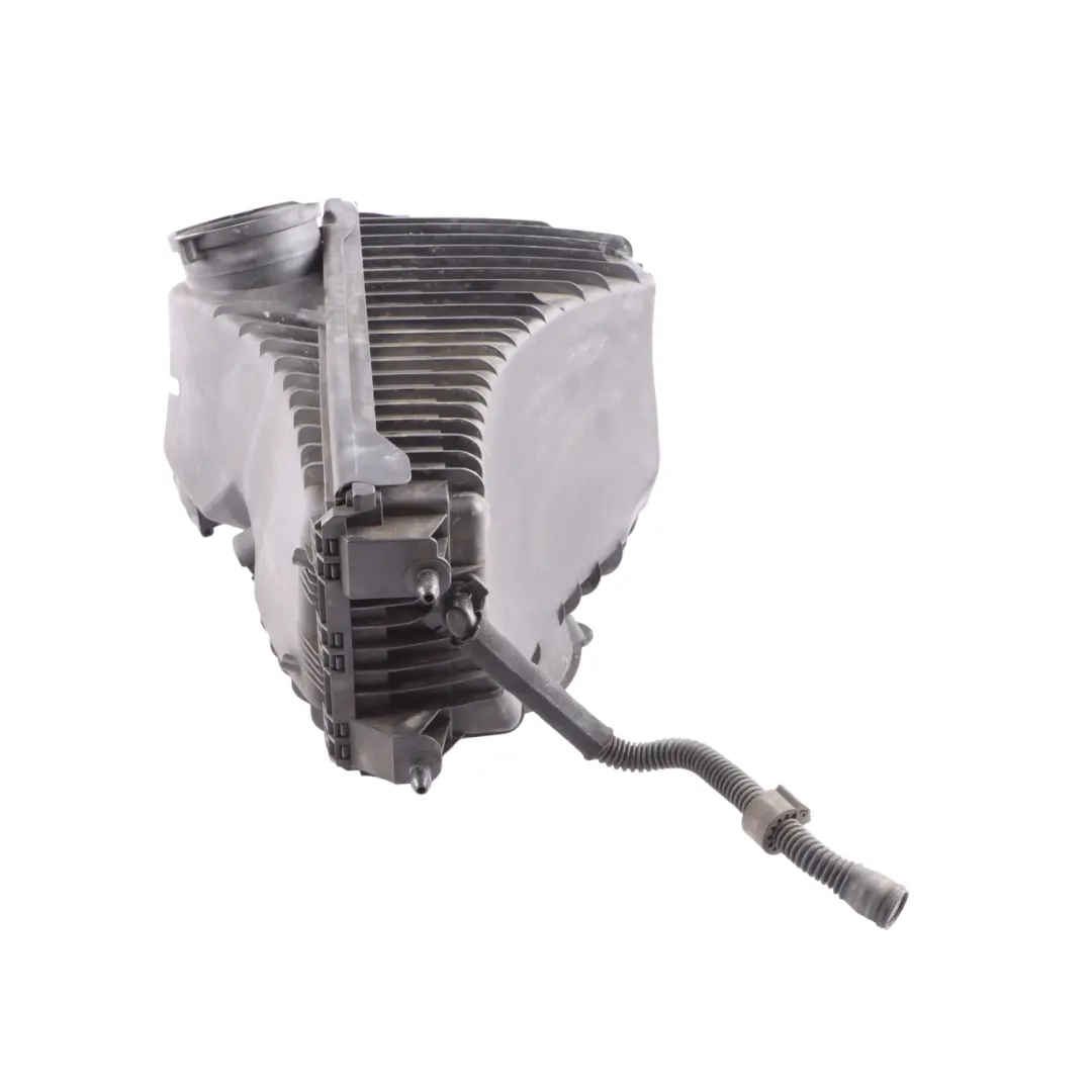 7P Air Filter Housing Box Diesel 3.0 TDI to Volkswagen VW Touareg with Part number 7P0129607E Volkswagen VW Touareg 7P Air Filter Housing Box Diesel 3.0 TDI - SKU 7P0129607E - Part number 7P0129607E