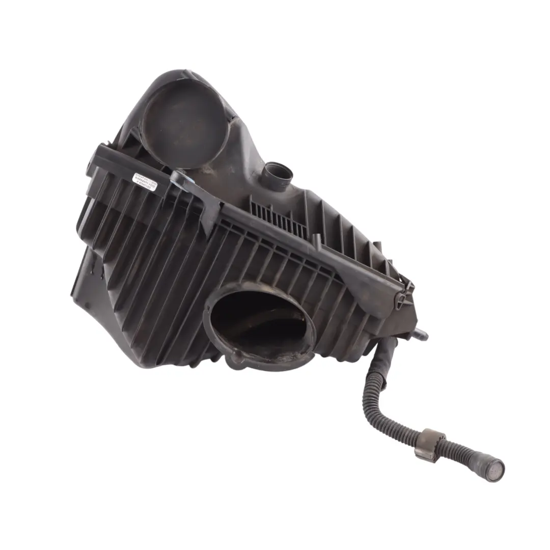 7P Air Filter Housing Box Diesel 3.0 TDI to Volkswagen VW Touareg with Part number 7P0129607E Volkswagen VW Touareg 7P Air Filter Housing Box Diesel 3.0 TDI - SKU 7P0129607E - Part number 7P0129607E