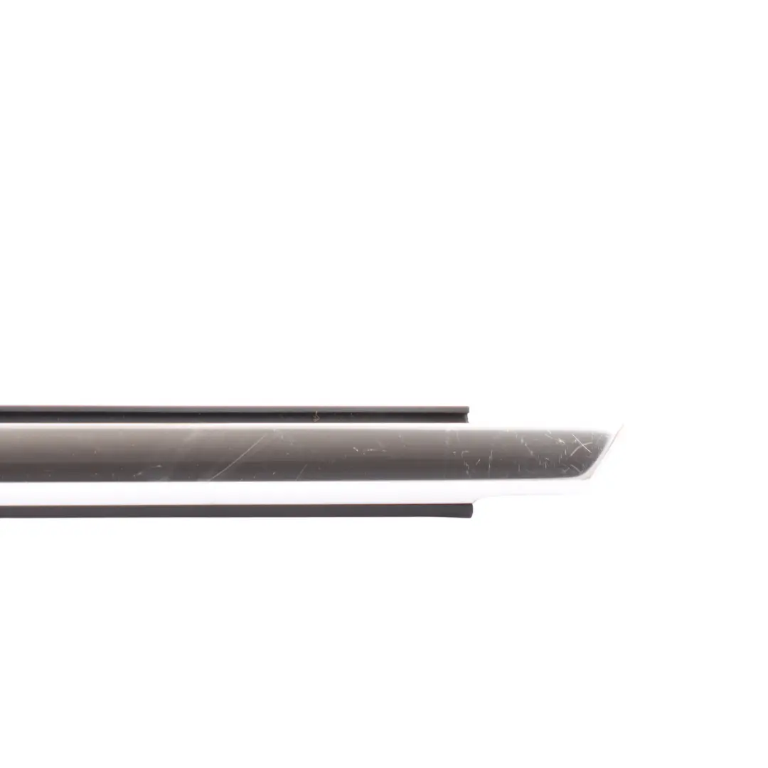 VW Volkswagen Touareg 7P Front Door Weather Strip Seal Outer Left N/S - SKU 7P0837475H - Part number 7P0837475H