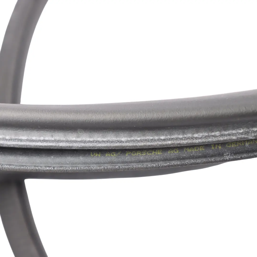 7P Front Door Seal Gasket Outer Left Right N/O/S to Volkswagen Touareg with Part number 7P0837911A Volkswagen Touareg 7P Front Door Seal Gasket Outer Left Right N/O/S - SKU 7P0837911A - Part number 7P0837911A