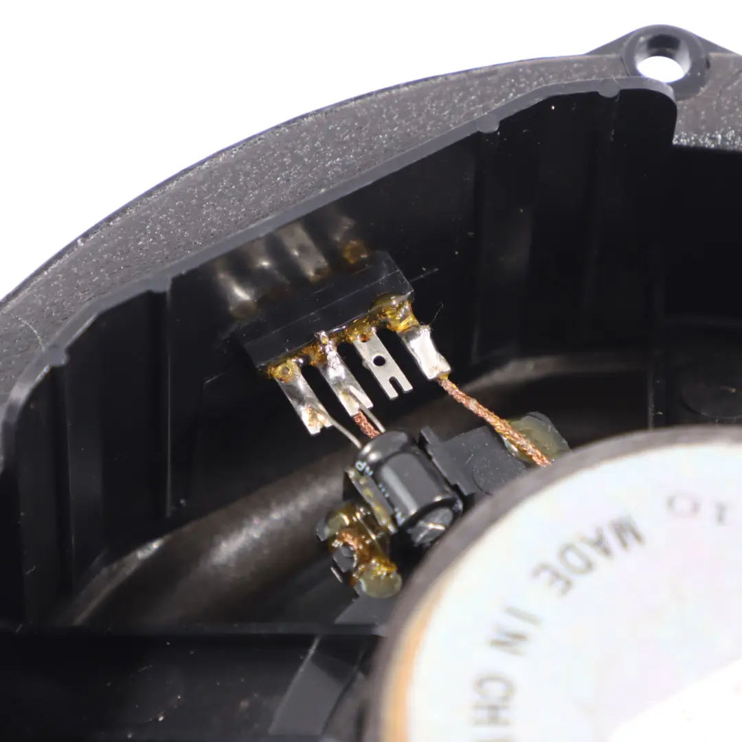 7P Haut-Parleur Porte Basse Avant Arrière Gauche Droite pour VW Touareg à propos du numéro de pièce 7P6035454 VW Touareg 7P Haut-Parleur Porte Basse Avant Arrière Gauche Droite - SKU 7P6035454 - Numéro de pièce 7P6035454