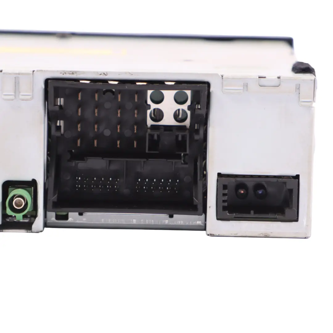 7P CD Radio Stereo Hauptgerät Panel für VW Volkswagen Touareg mit Teilenummer 7P6035670B VW Volkswagen Touareg 7P CD Radio Stereo Hauptgerät Panel - SKU 7P6035670B - Teilenummer 7P6035670B