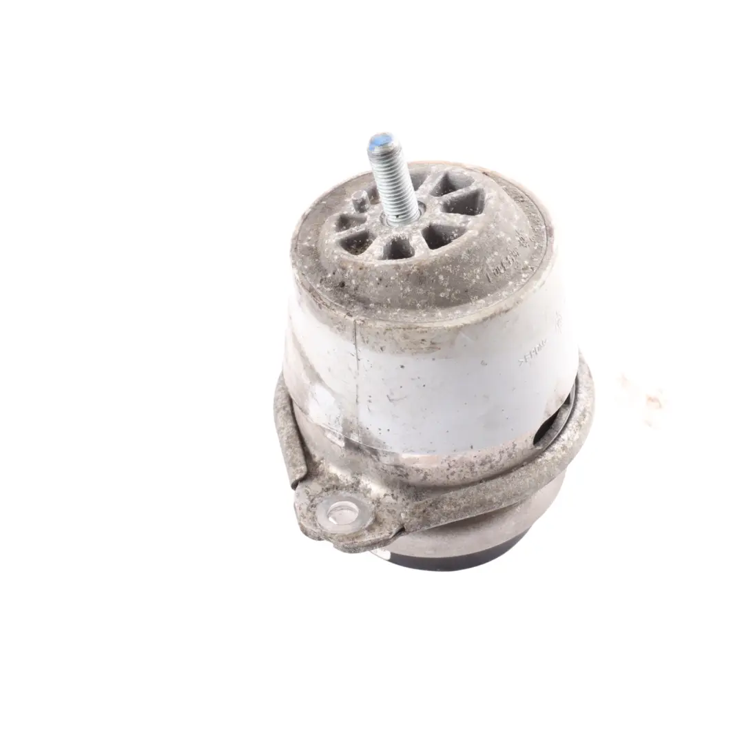 7P Wspornik Poduszka Silnika Lewy 3.0 V6 do VW Volkswagen Touareg o numerze 7P6199131D VW Volkswagen Touareg 7P Wspornik Poduszka Silnika Lewy 3.0 V6 - SKU 7P6199131D - Numer Części 7P6199131D