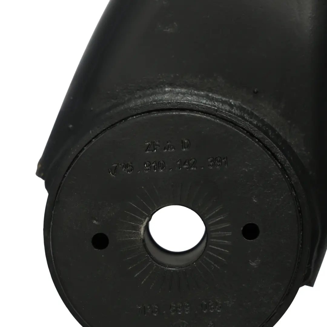 7P Eje Trasero Suspensión Cuna Subchasis Portador 7L0599303B para VW Touareg con número de pieza 7P6599030B VW Touareg 7P Eje Trasero Suspensión Cuna Subchasis Portador 7L0599303B - SKU 7P6599030B - Número de pieza 7P6599030B