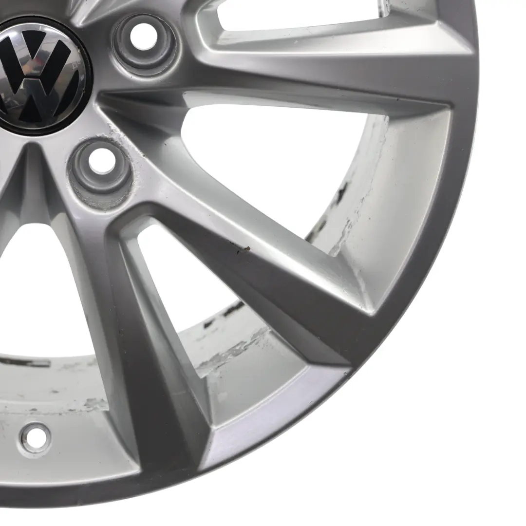 7P Jante Alliage Argentée 18" 8J ET:53 pour Volkswagen Touareg à propos du numéro de pièce 7P6601025C Volkswagen Touareg 7P Jante Alliage Argentée 18" 8J ET:53 - SKU 7P6601025C-2 - Numéro de pièce 7P6601025C